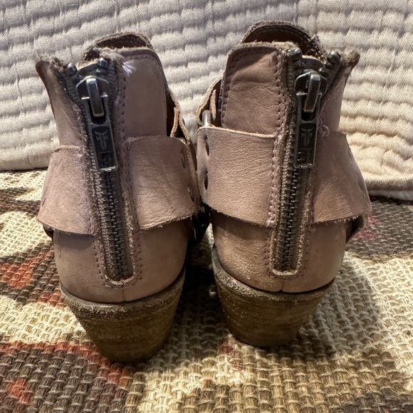 Frye Ray Harness Back Zip Bootie in Lilac - Picture 4 of 8